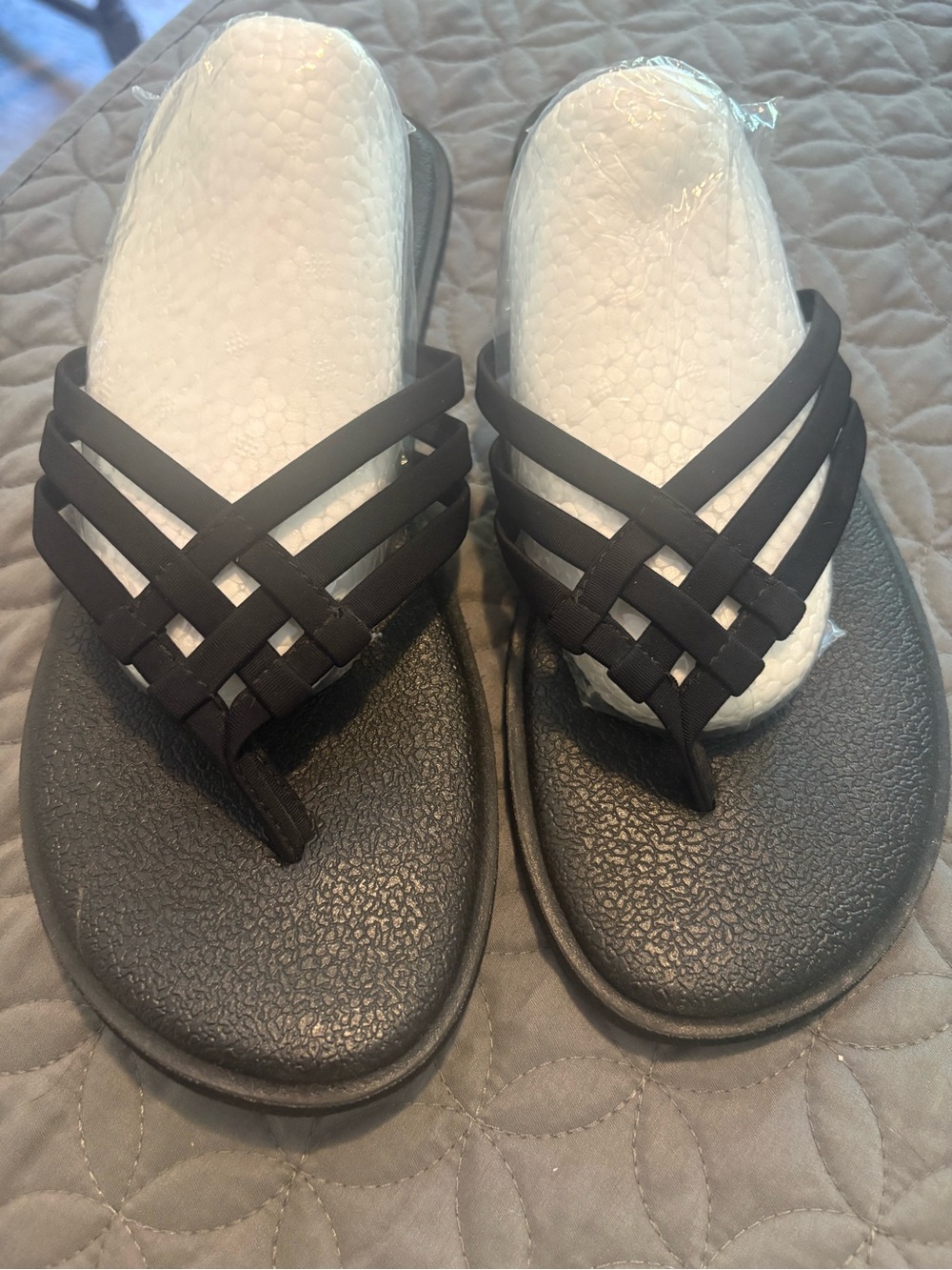 Sanuk Black Crisscross Strap Platform Sandals